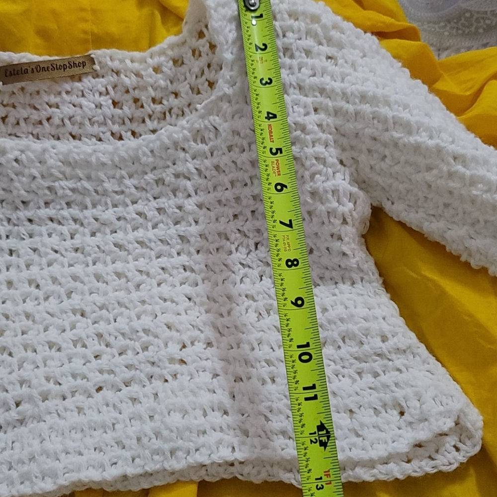 Sweater. / I DO NOT ACCEPT RETURNS - Picture 4 of 4